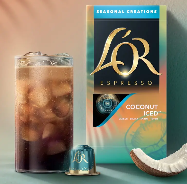 Latte glacé à la noix de coco