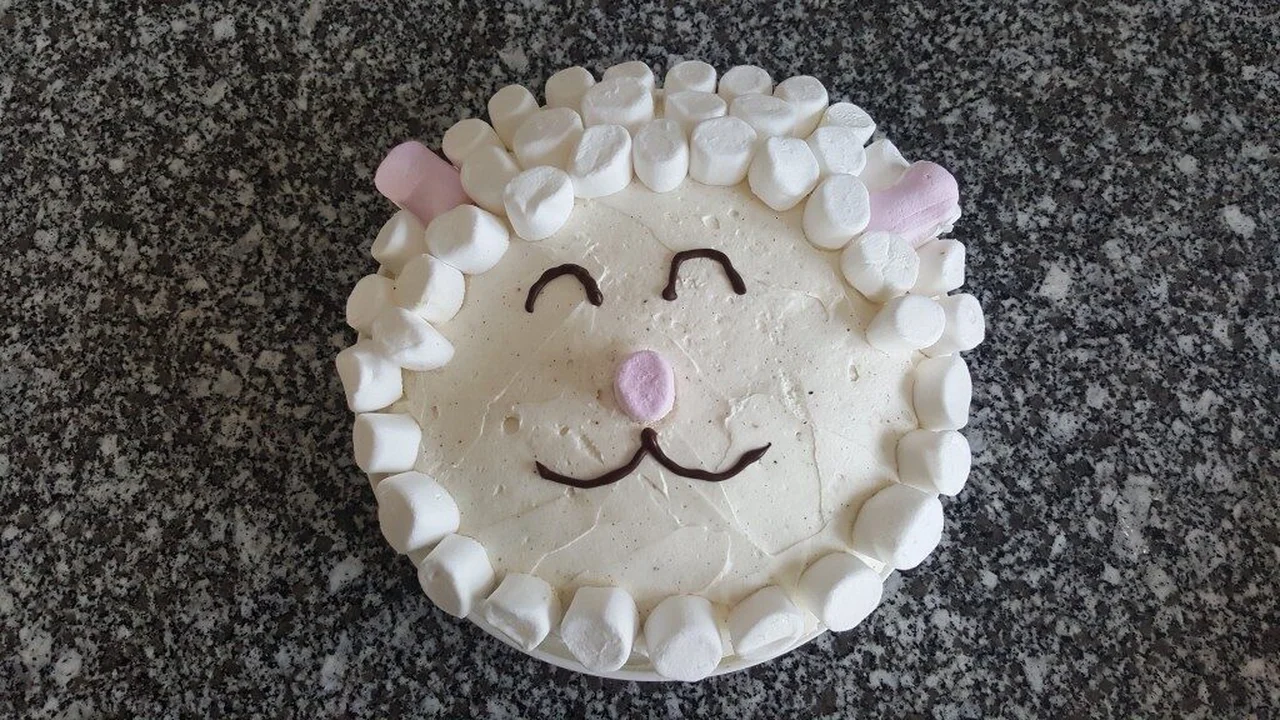 Gâteau d'anniversaire mouton
