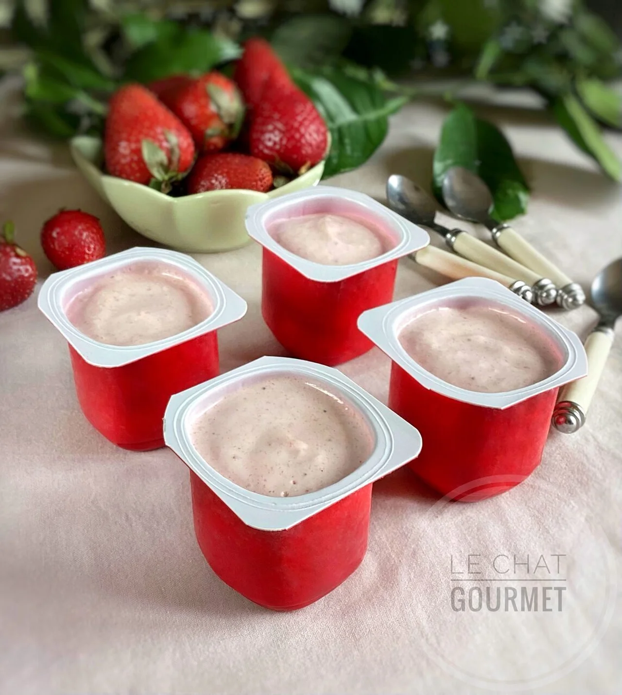 Petits-suisses à la fraise maison