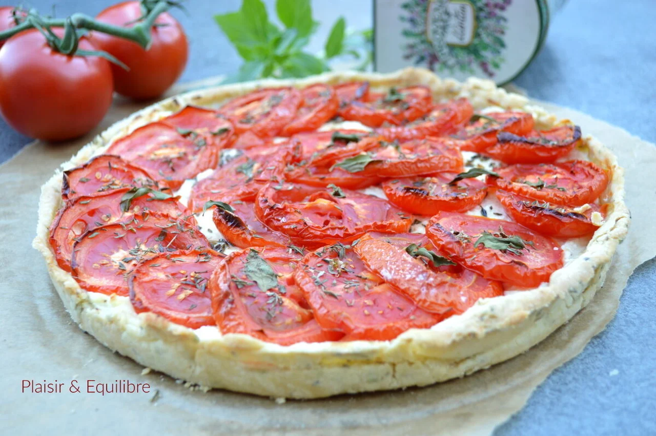 Tarte à la tomate, ricotta et thym