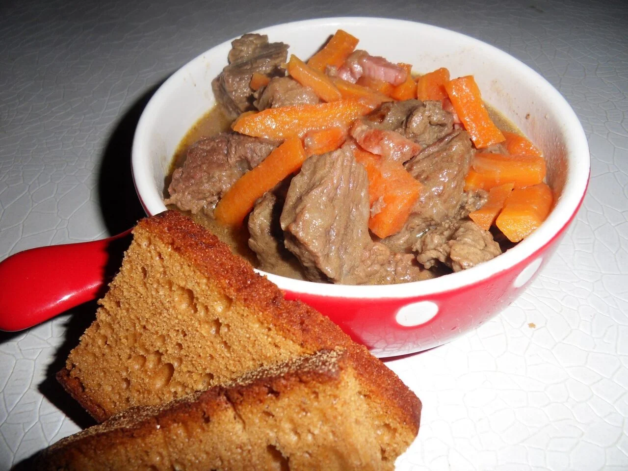 Carbonade de bœuf et carottes à la flamande