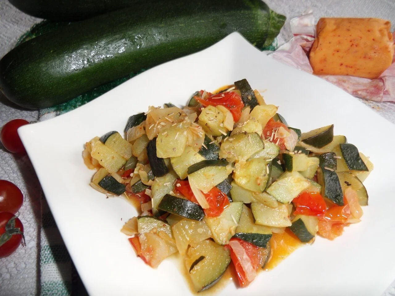 Courgettes et tomates cerise au beurre piment d'Espelette