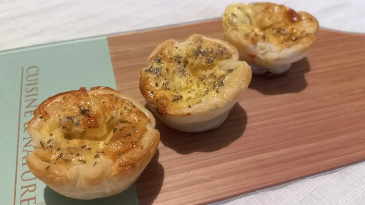 Mini quiches comté estragon