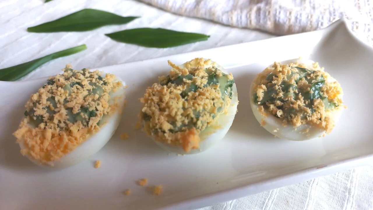 Œufs mimosa à l'ail des ours