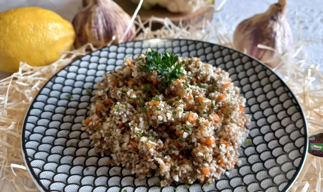 Taboulé de chou-fleur cru à l'ail violet de Cadours