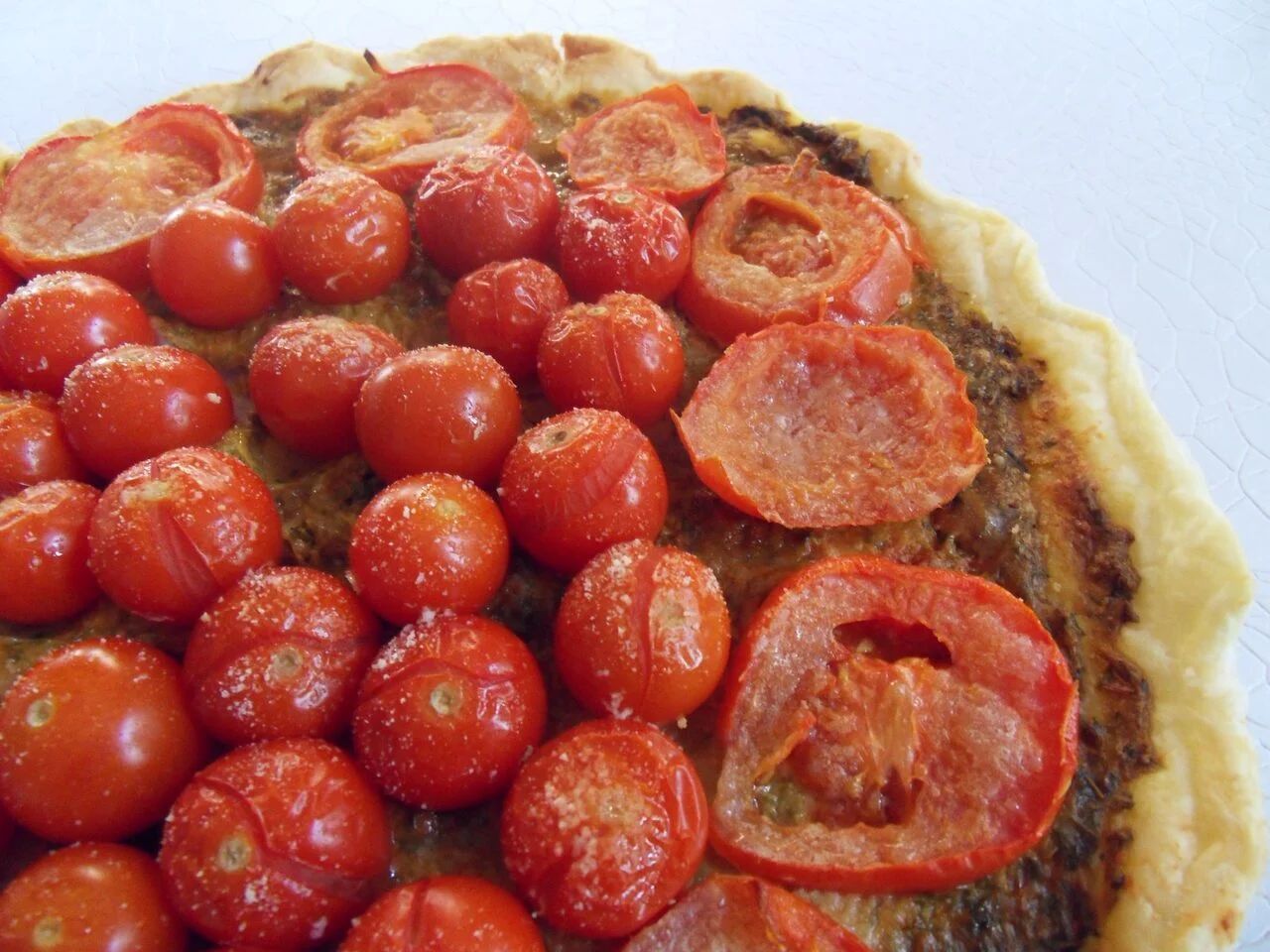 Tarte au caviar d'aubergine et aux tomates