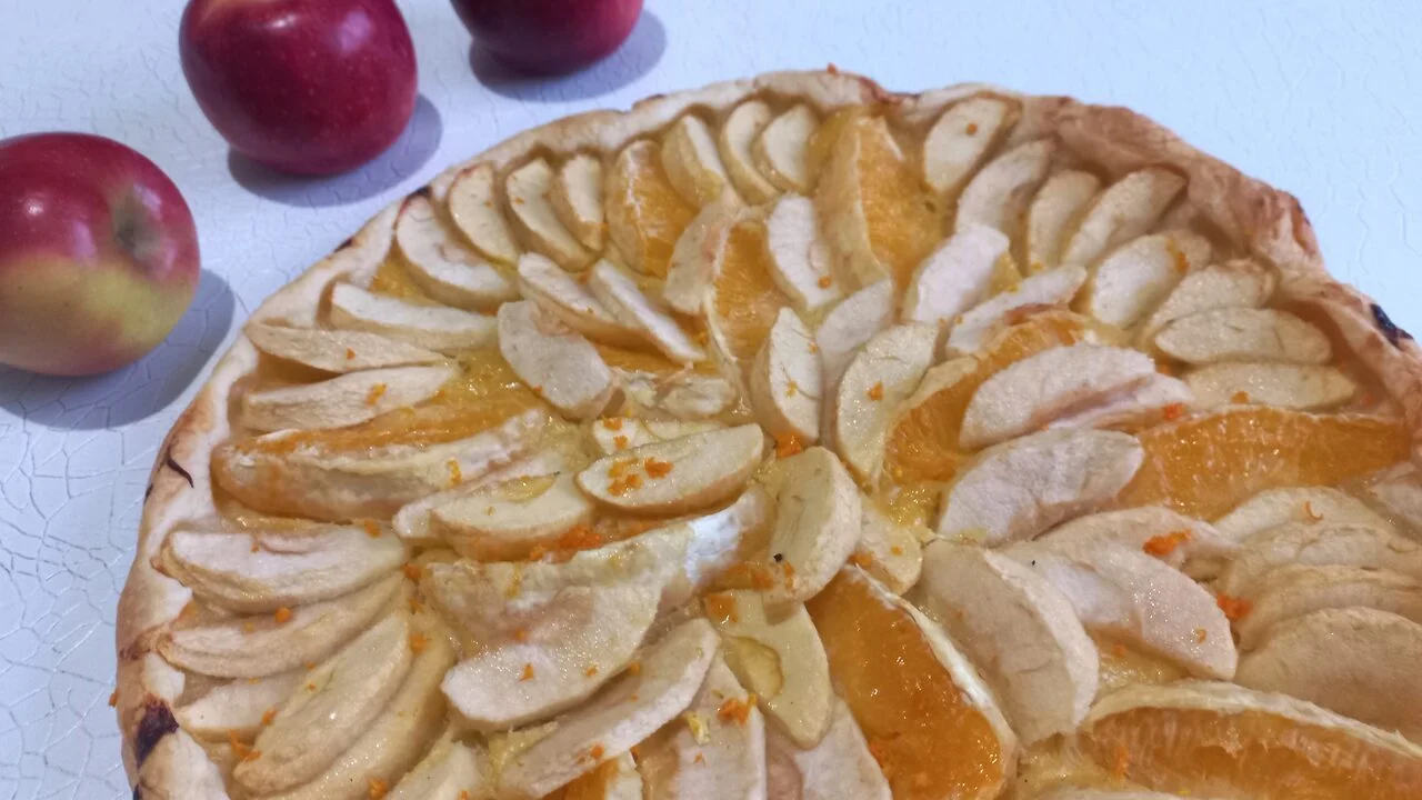 Tarte feuilletée express aux pommes et à l'orange