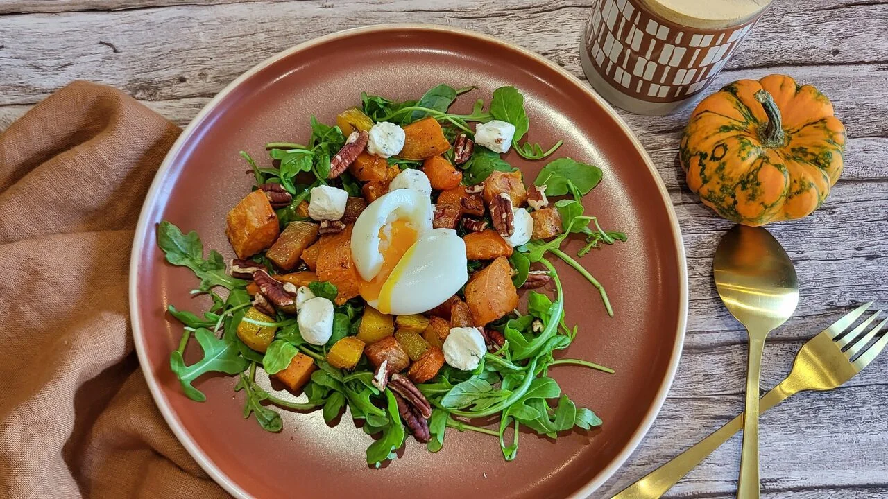 Salade d'hiver aux légumes rôtis