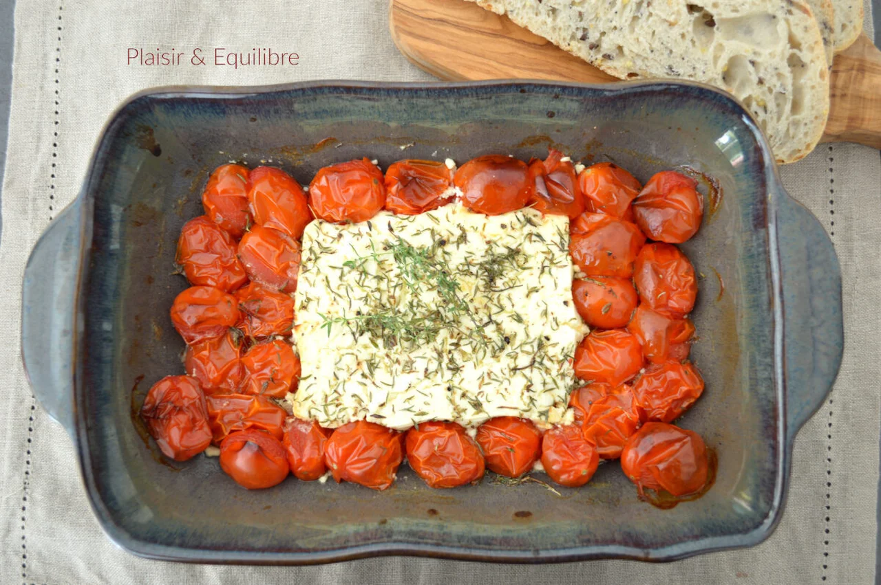 Feta rôtie aux tomates cerises confites