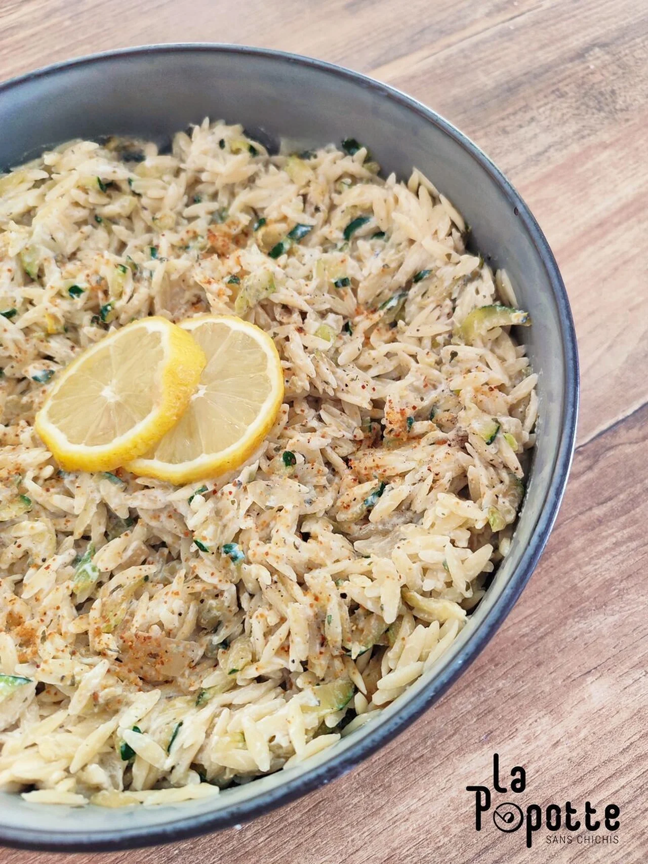Salade d'orzo aux courgettes, ricotta et citron