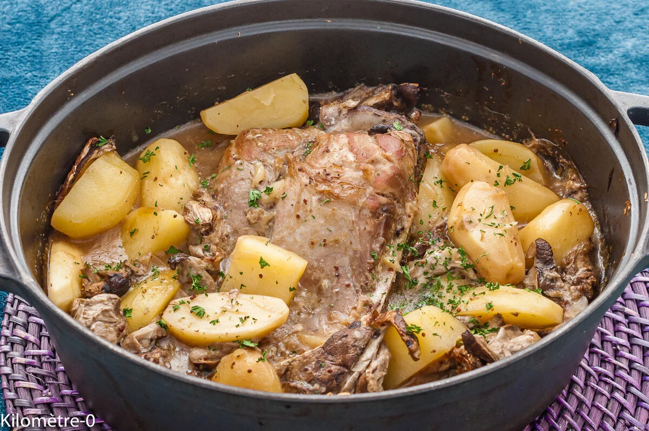 Palette de porc aux pommes de terre et champignons