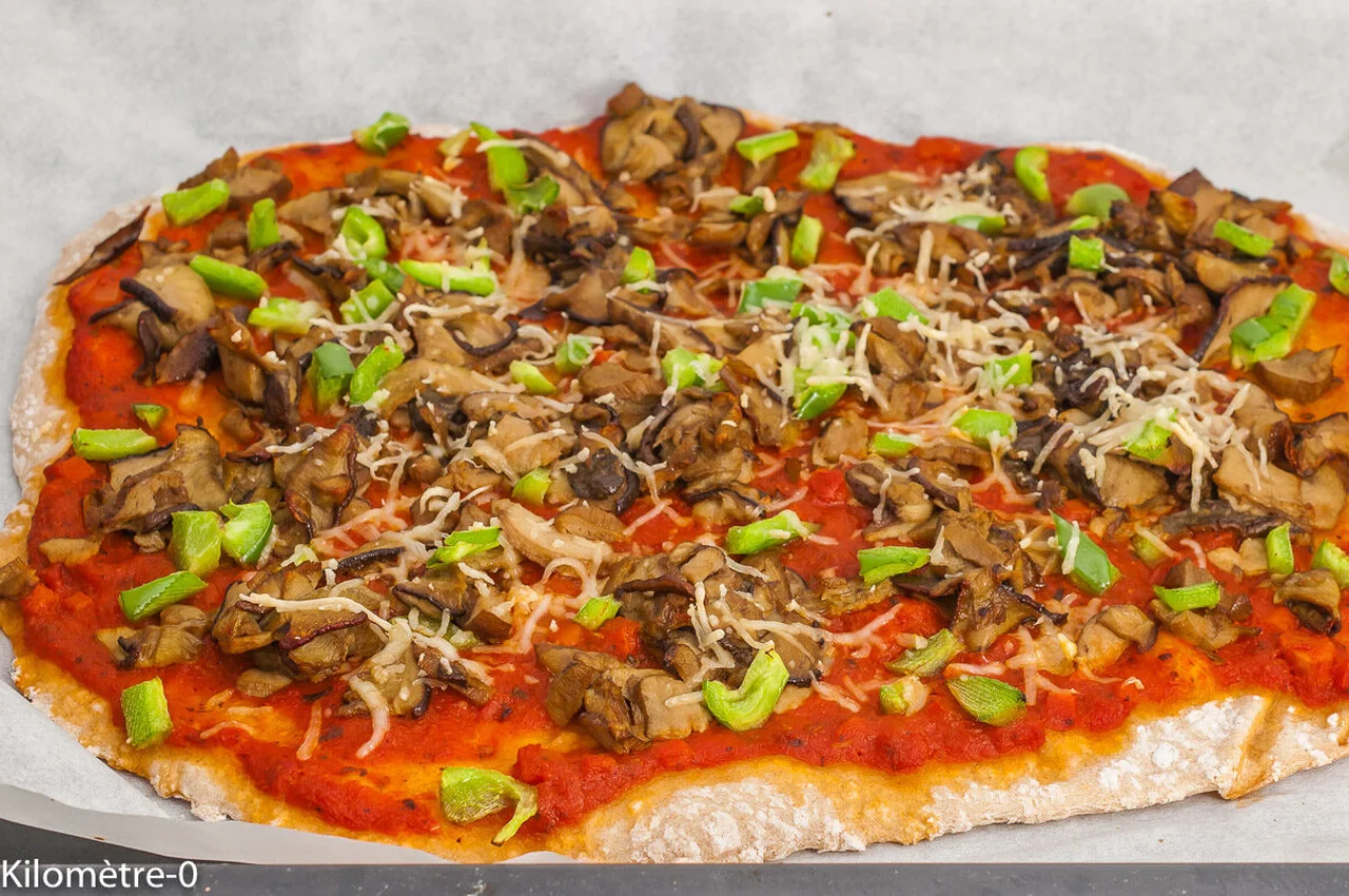 Pizza aux cèpes et poivron