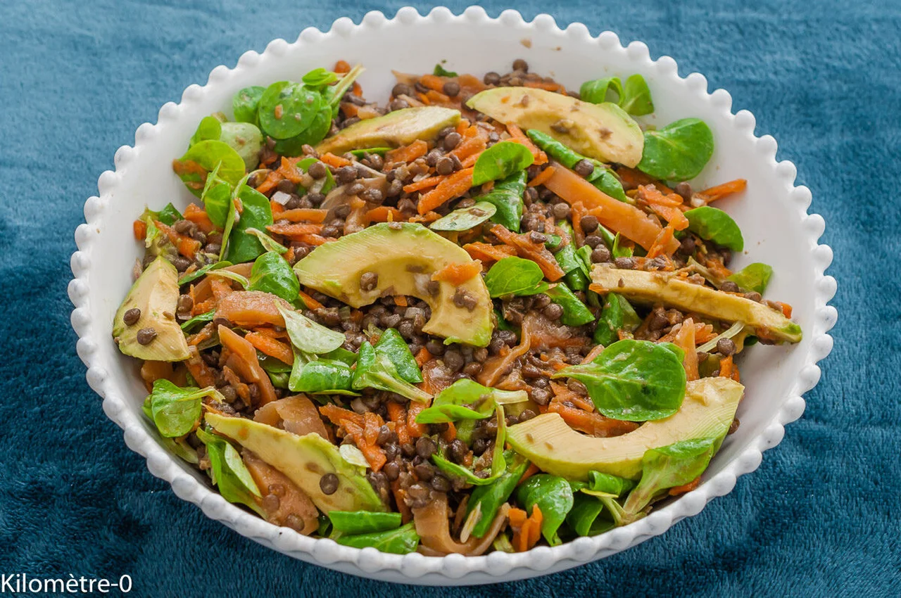 Salade de lentilles aux carottes et à l'avocat