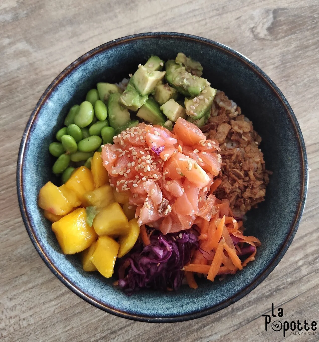 Poke bowl saumon
