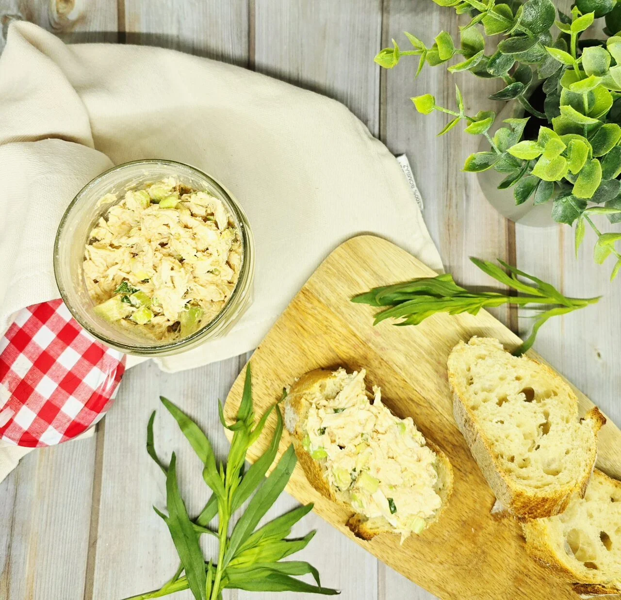 Rillettes de poulet à l'estragon