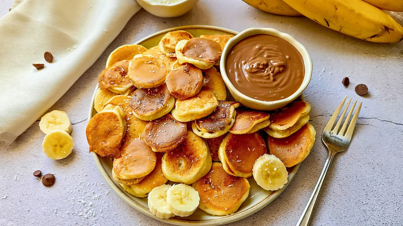 Mini pancakes fourrés à la banane