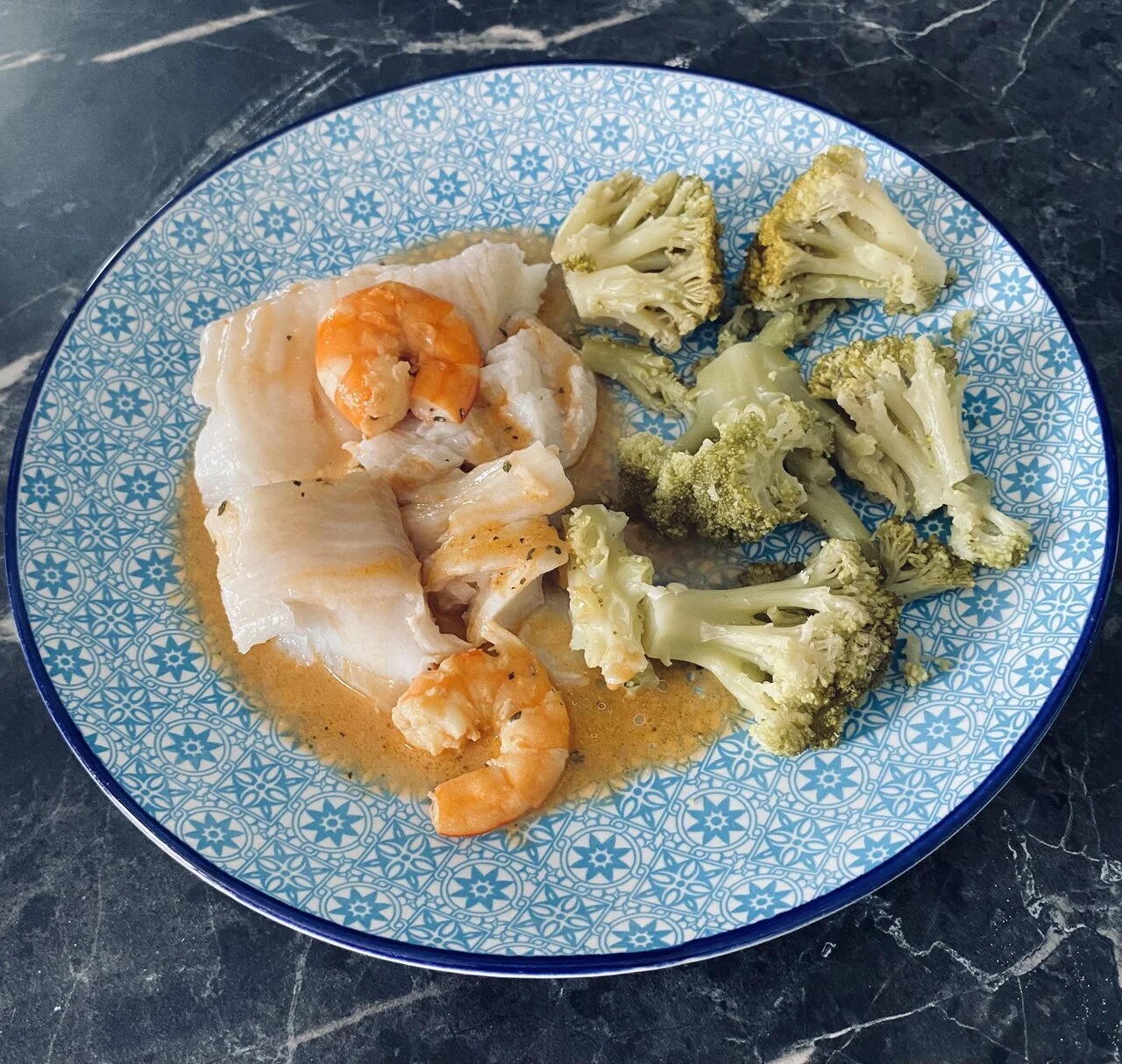 Filet de flétan sauce aux crevettes
