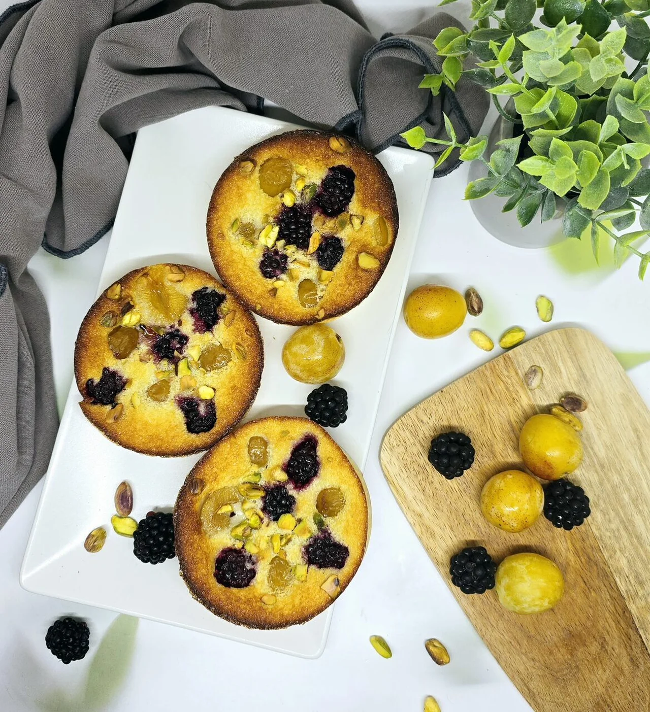 Clafoutis mirabelles et mûres