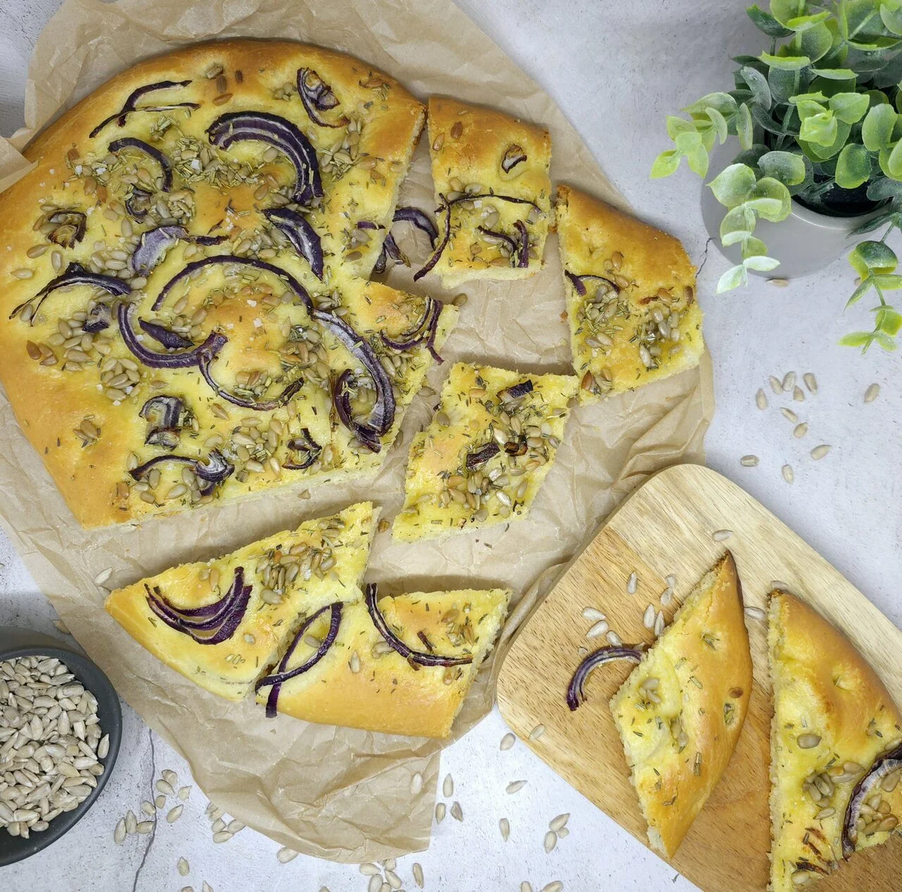 Focaccia oignons et graines de tournesol