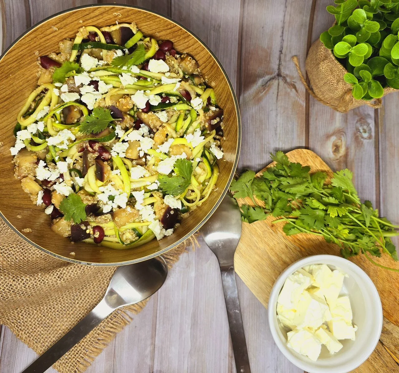 Salade de quinoa aux courgettes et aubergines