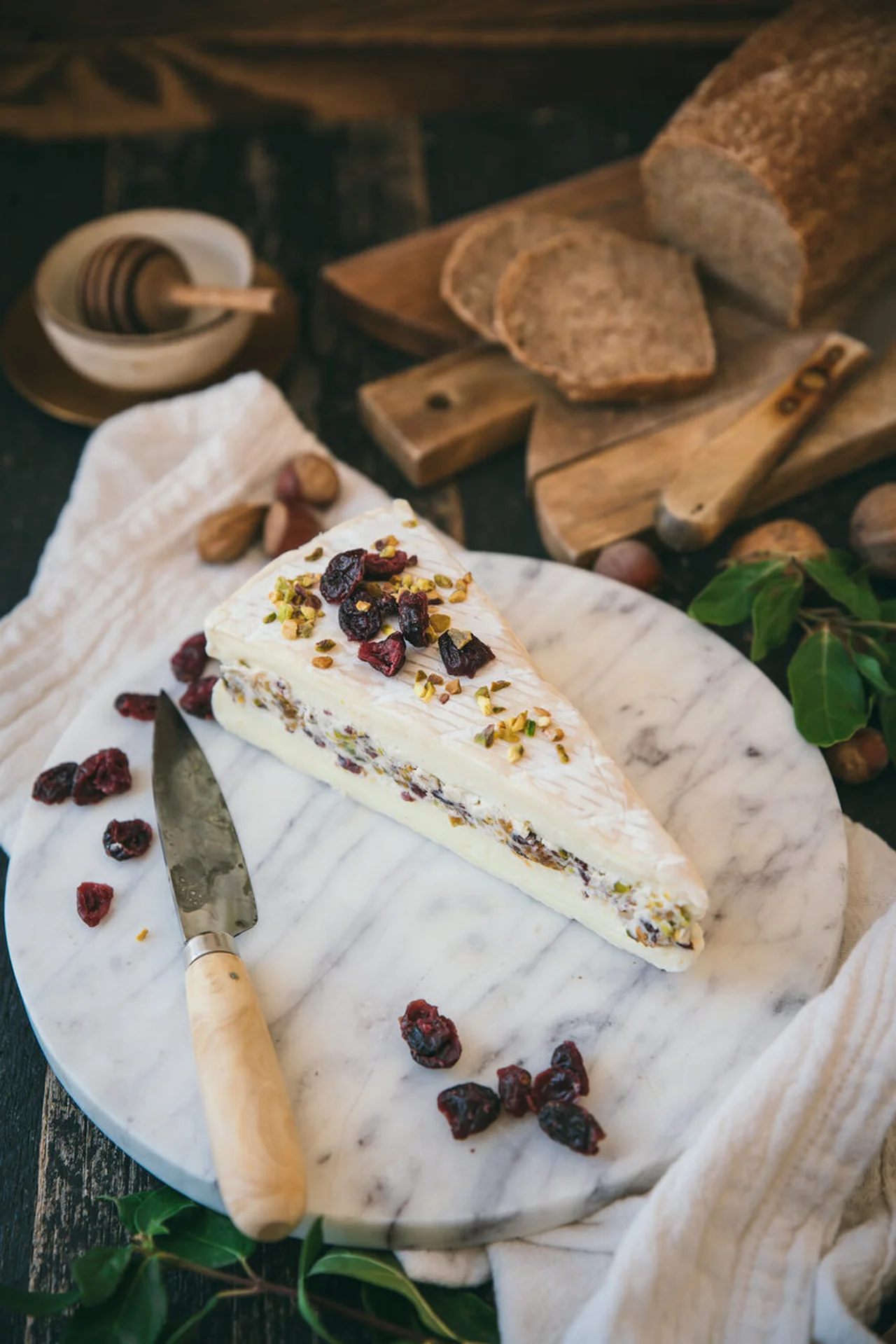 Brie farci mascarpone et fruits secs