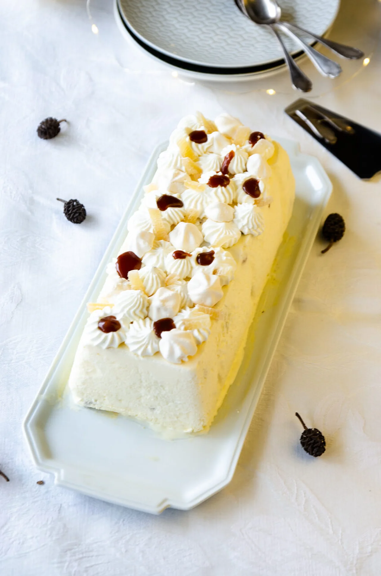 Bûche semifreddo poires épices caramel gingembre