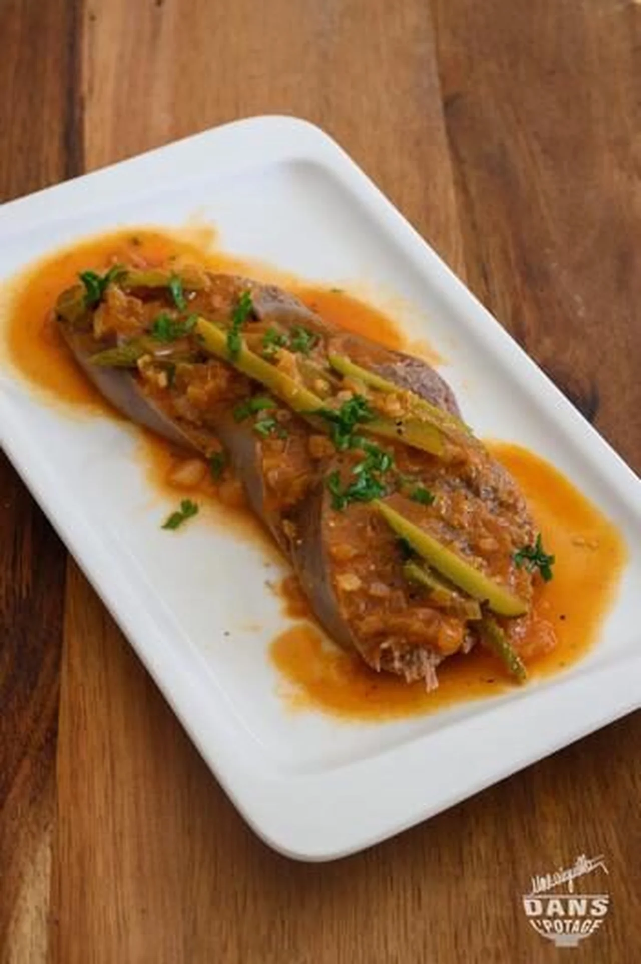 Langue de boeuf, sauce charcutière