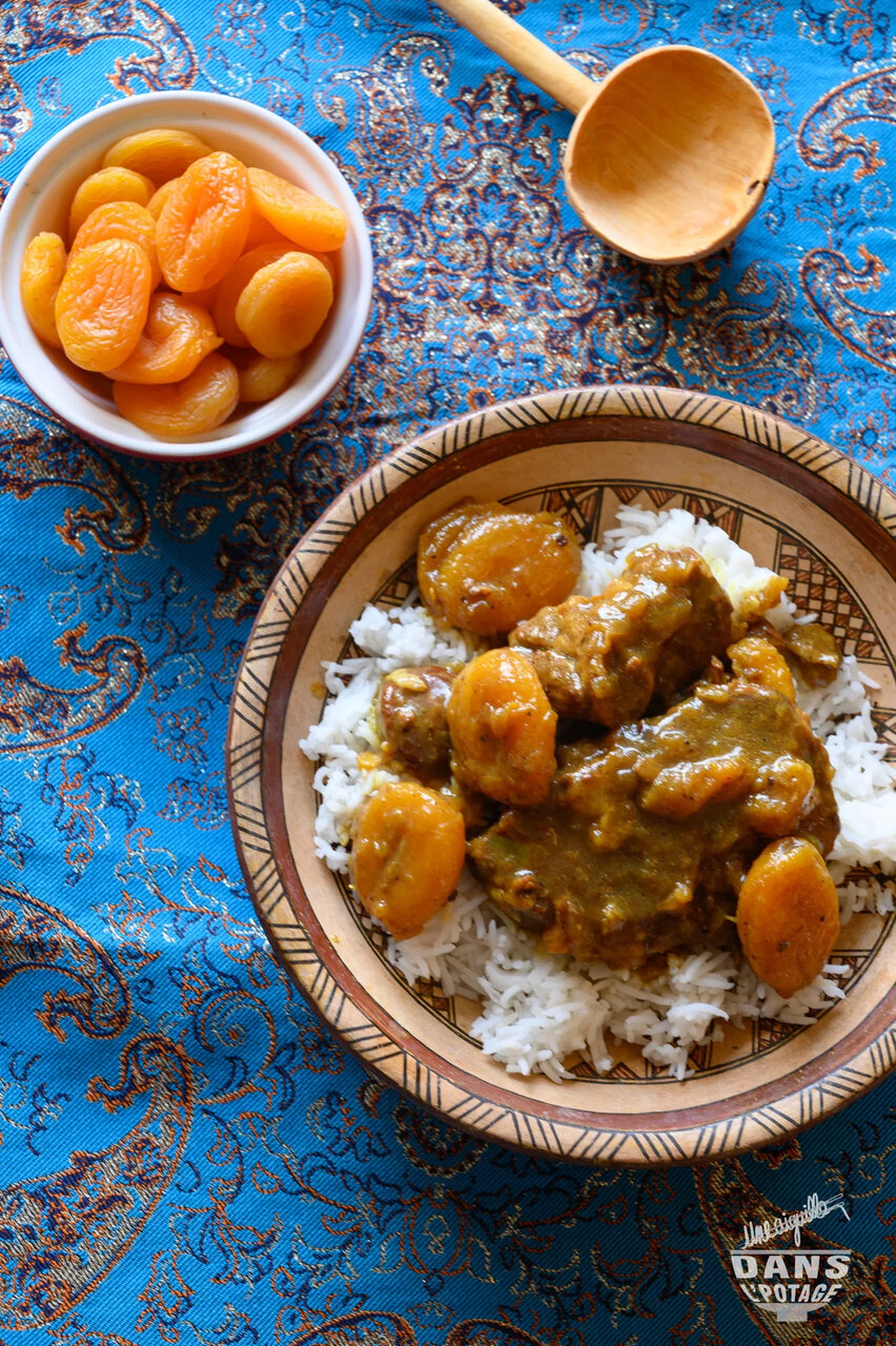 Ragoût d'agneau aux abricots secs