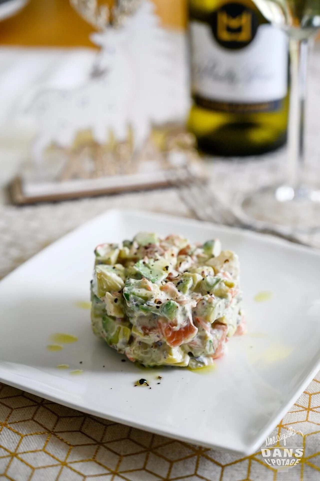 Salade artichaut, avocat et pamplemousse au saumon fumé