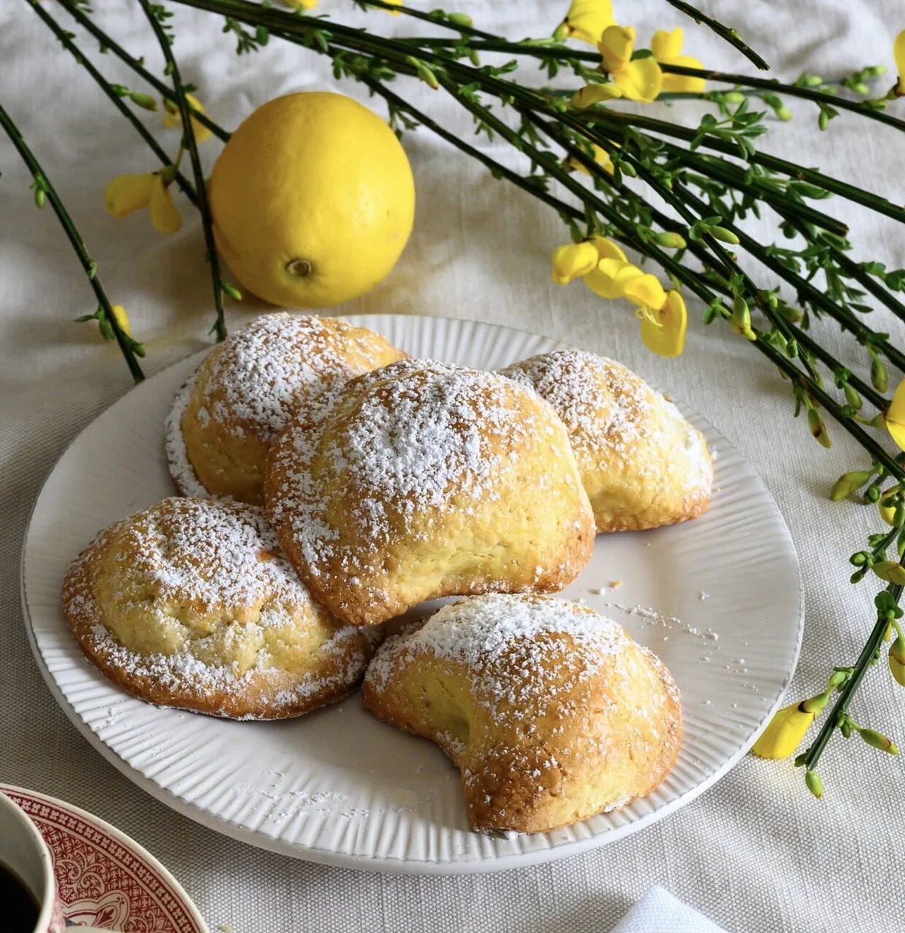 Sfogliatelle frolle chaussons ricotta et semoule