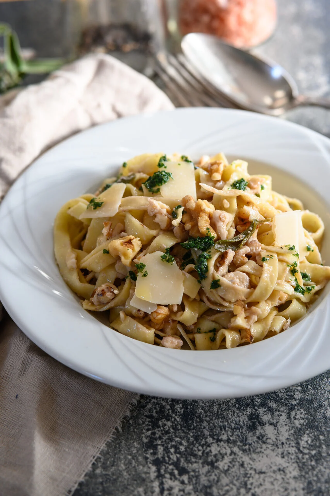 Tagliatelles aux noix et citron