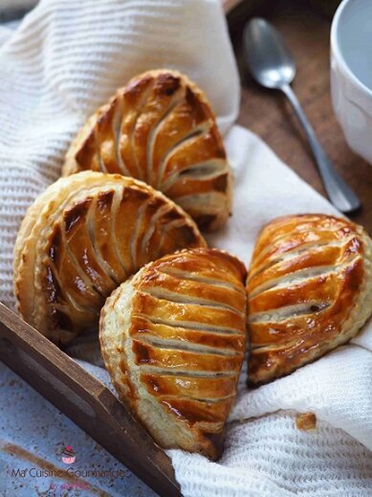 Chaussons aux Pommes