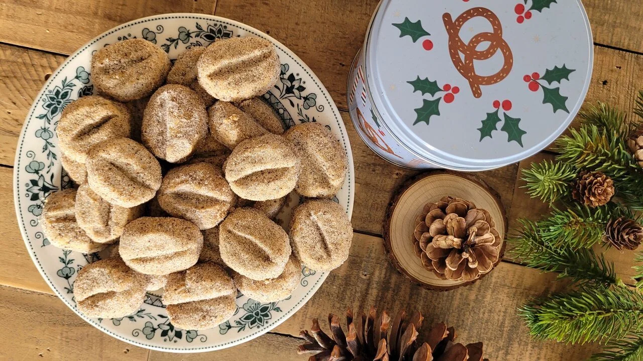 Café Kipferl : biscuit sablé amande et café