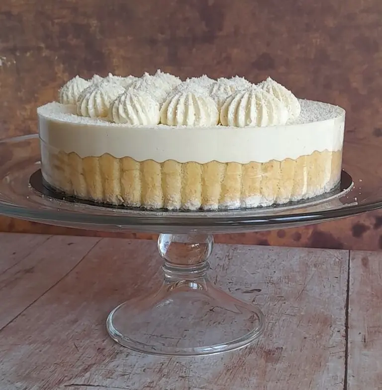 Charlotte coco ananas