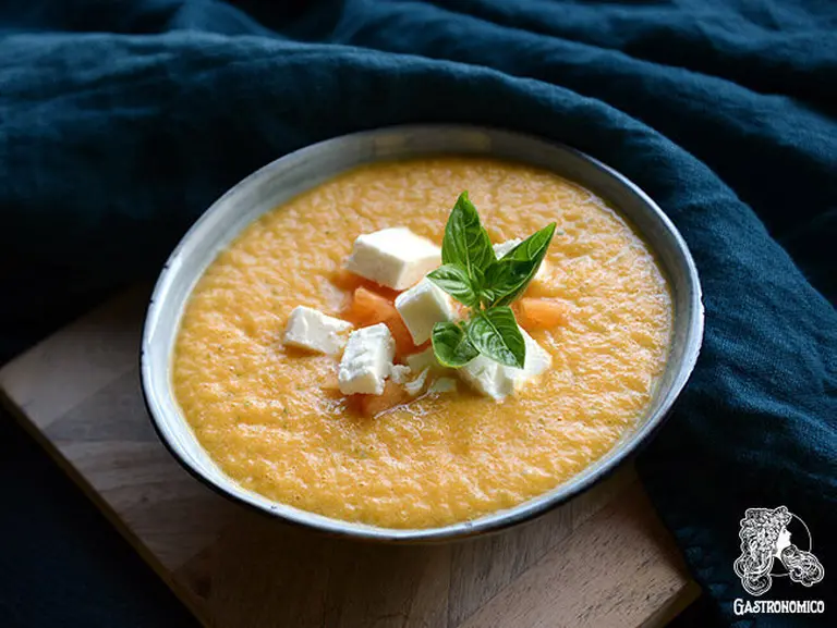 Soupe froide de melon