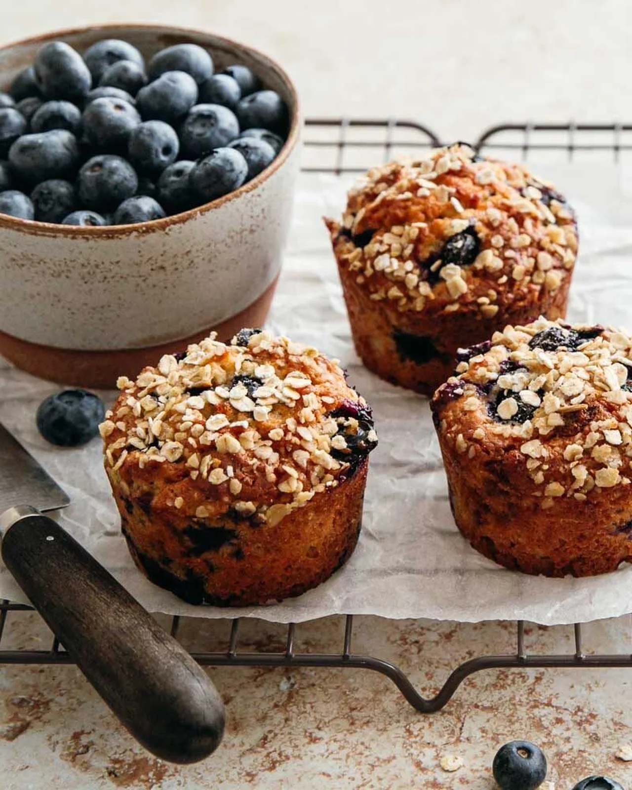 Muffins aux myrtilles et flocons d'avoine