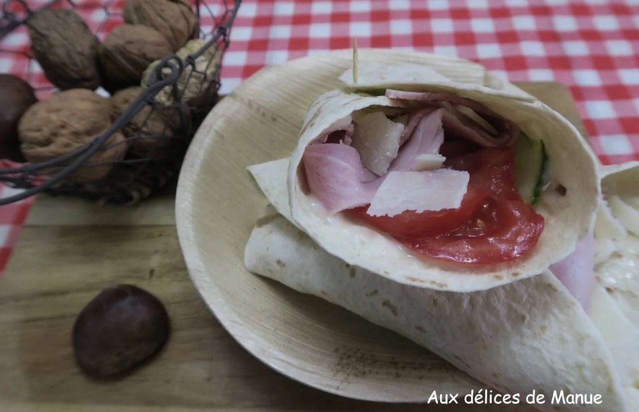 Wraps au jambon, cancoillotte, concombre et parmesan