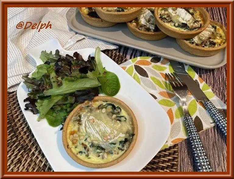 Quiche aux épinards, jambon et pélardon