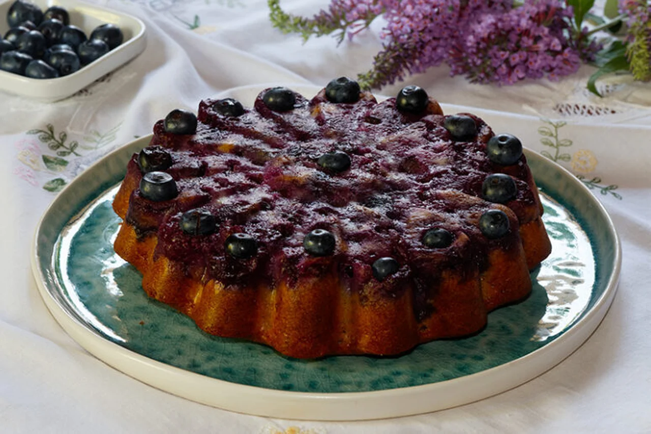 Gâteau renversé aux myrtilles