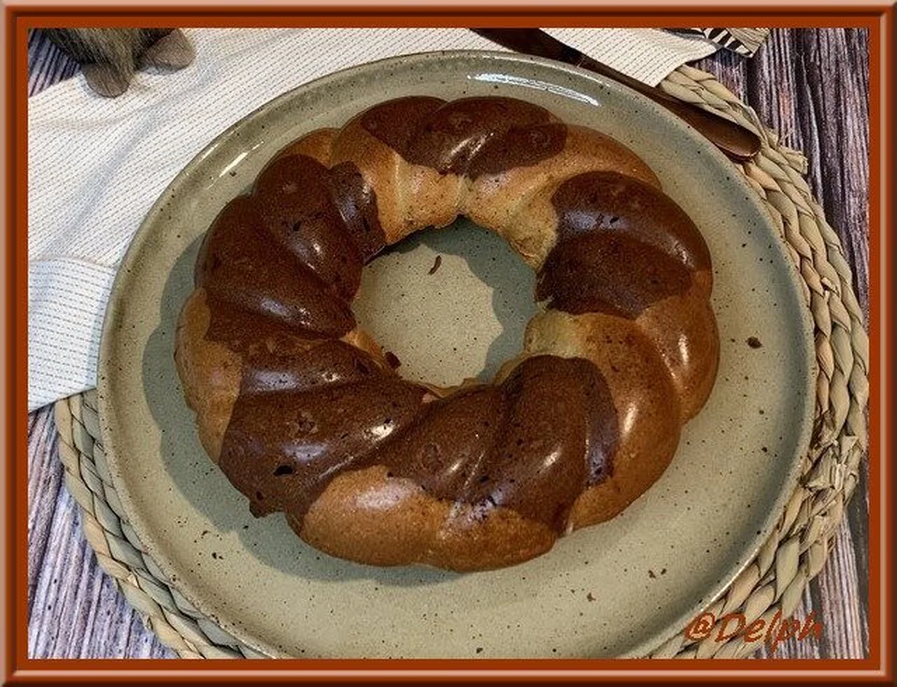 Couronne marbré au chocolat et amande