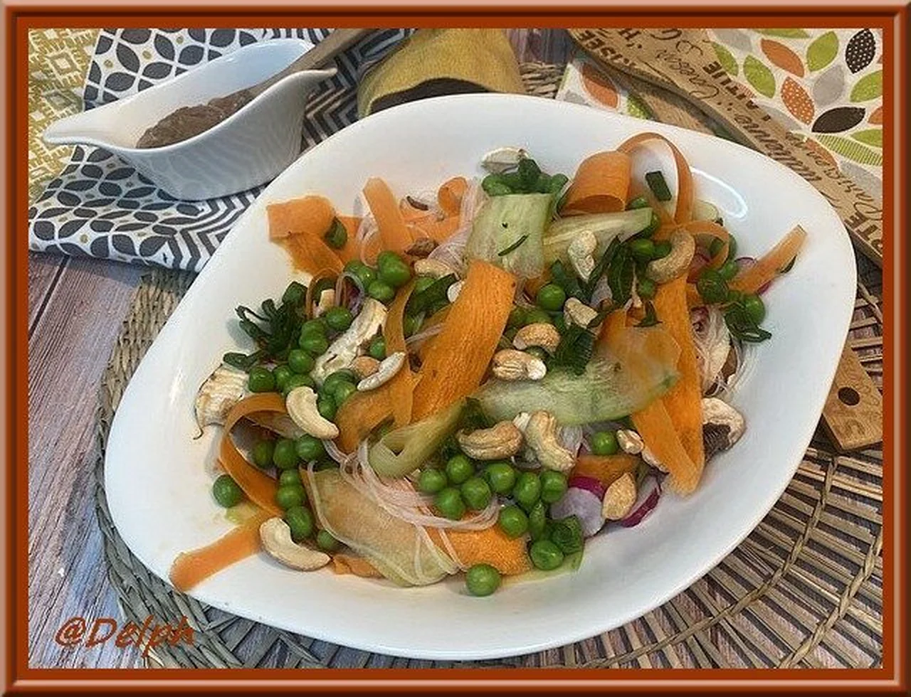 Salade thaï aux cacahuètes