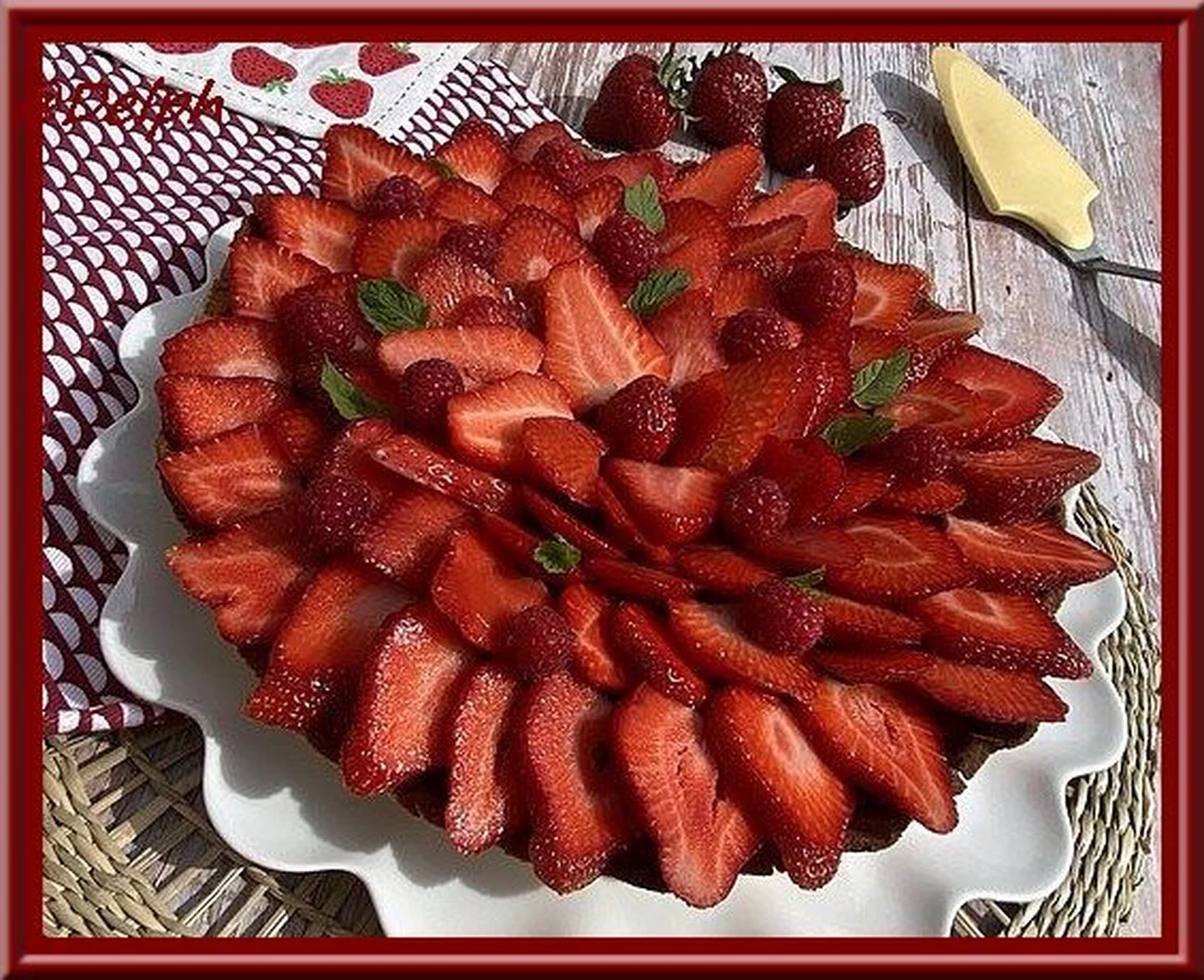 Tarte amandine fraises et framboises