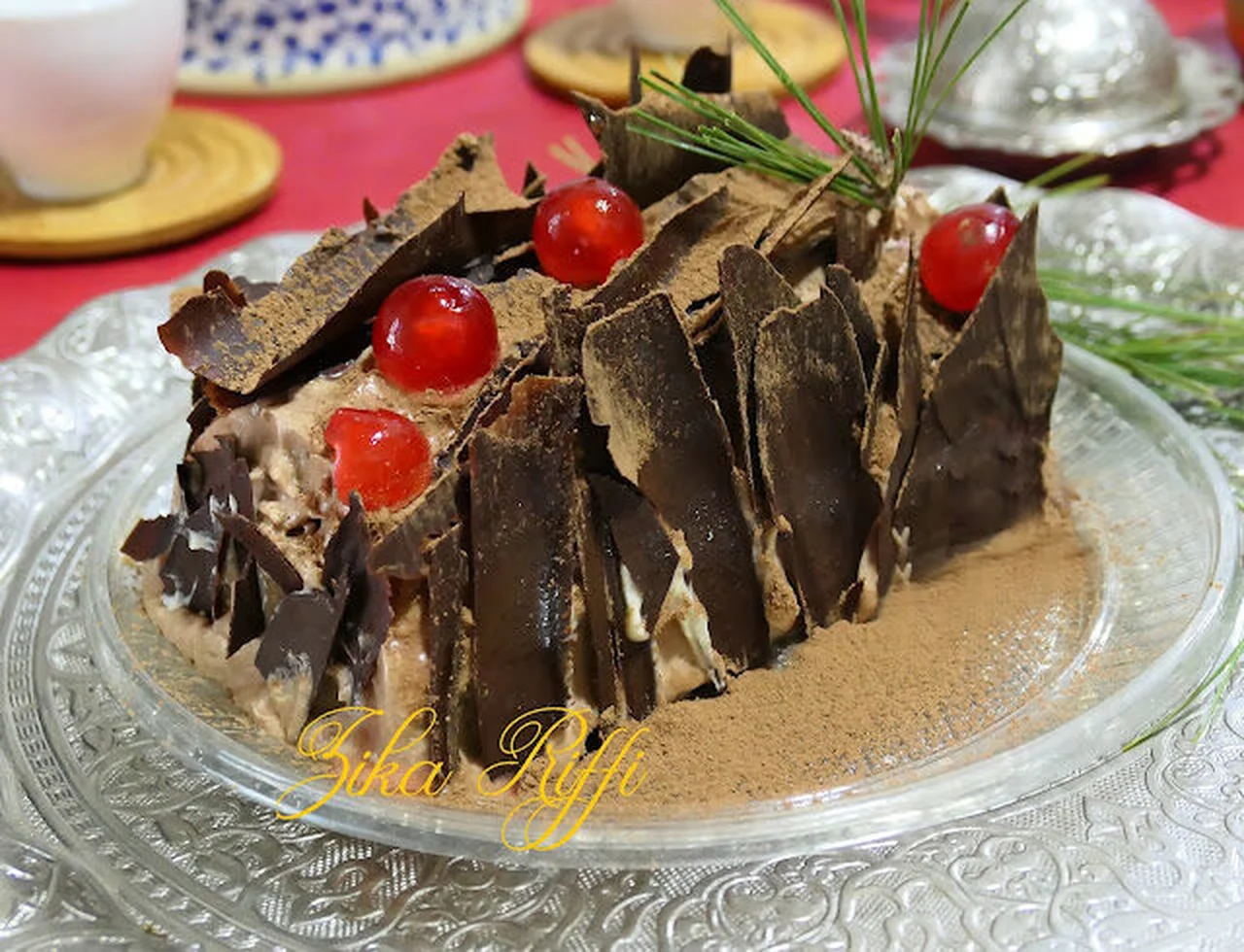 Bûche tiramisu aux éclats de chocolat