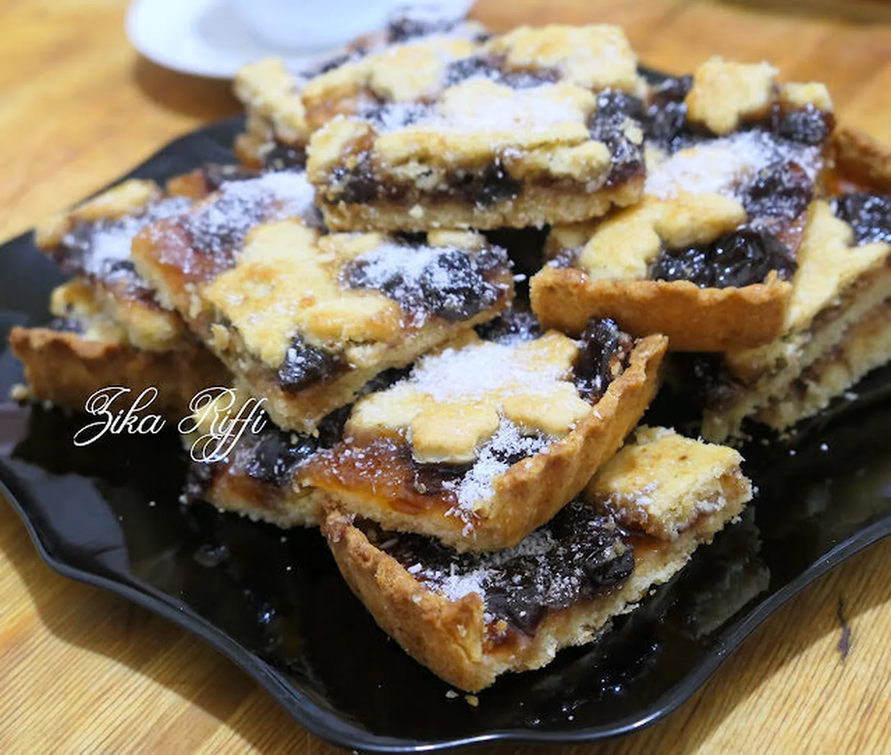 Carrés sablés à la confiture de cerises