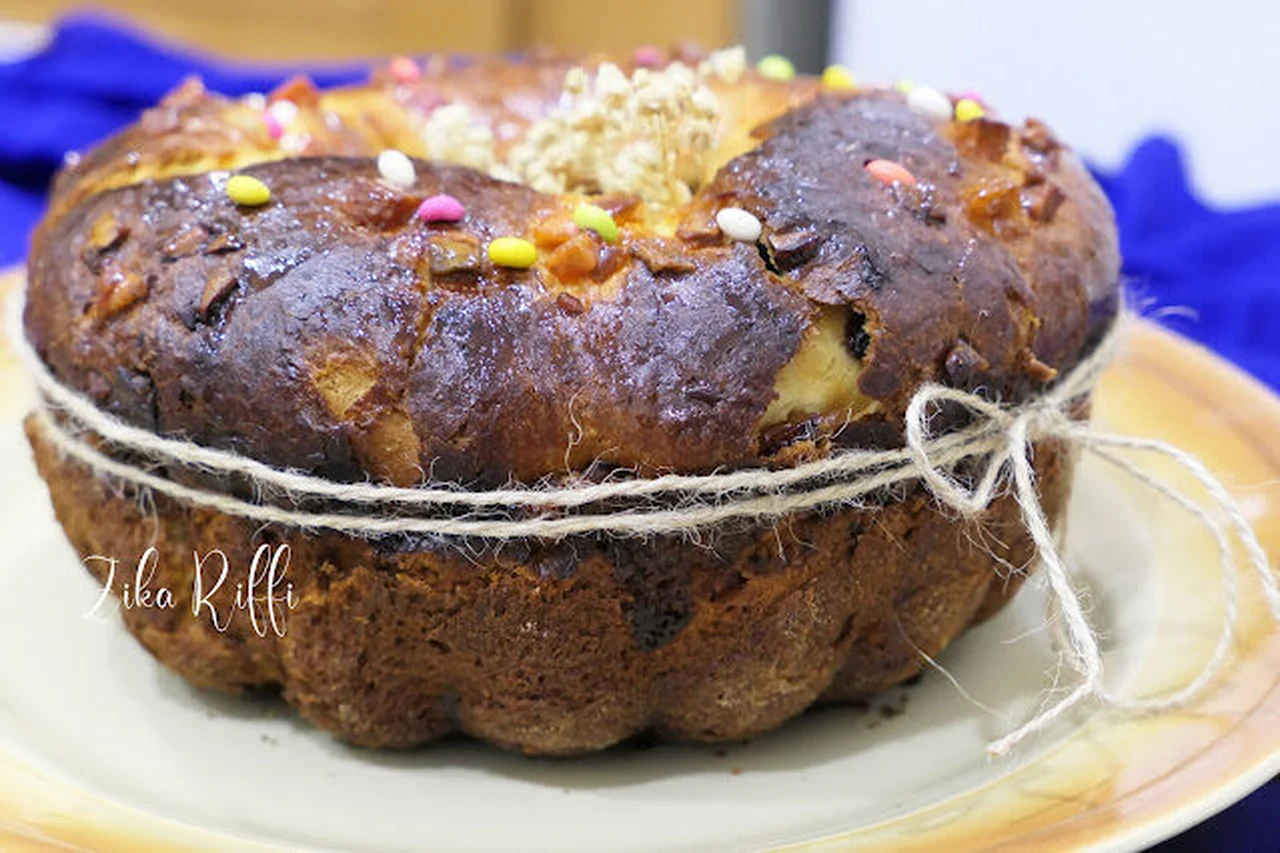 Couronne briochée beurre aux fruits confits