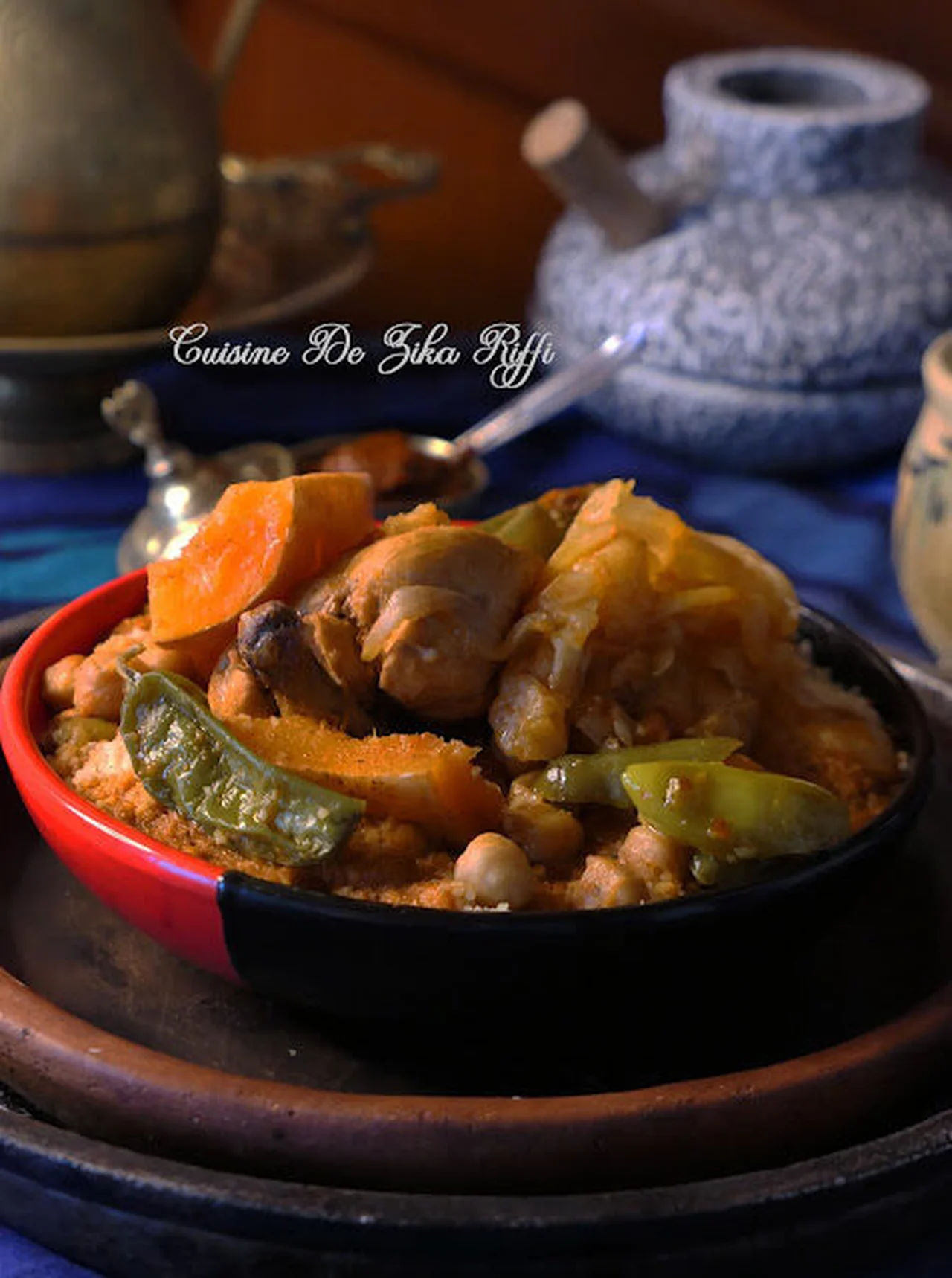 Couscous algérien sauce rouge au poulet