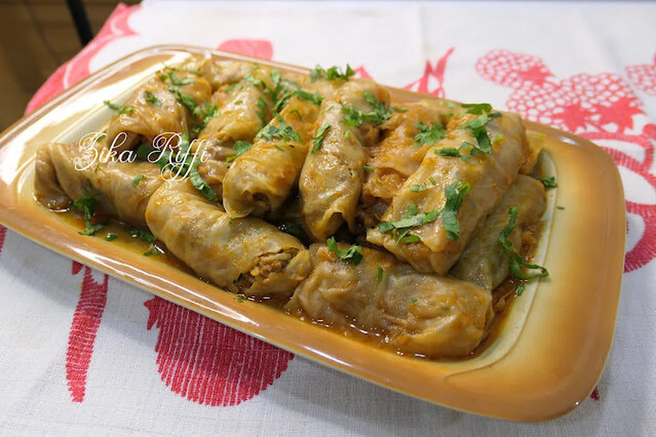 Feuilles de chou farcies au blanc de poulet