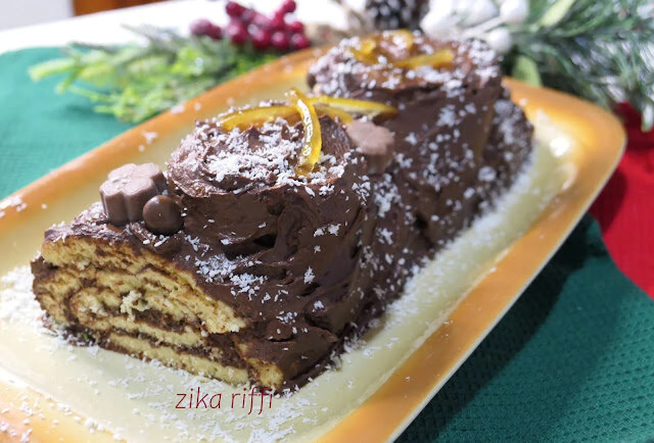 Génoise roulée façon bûche aux 2 chocolats, miel et cajou