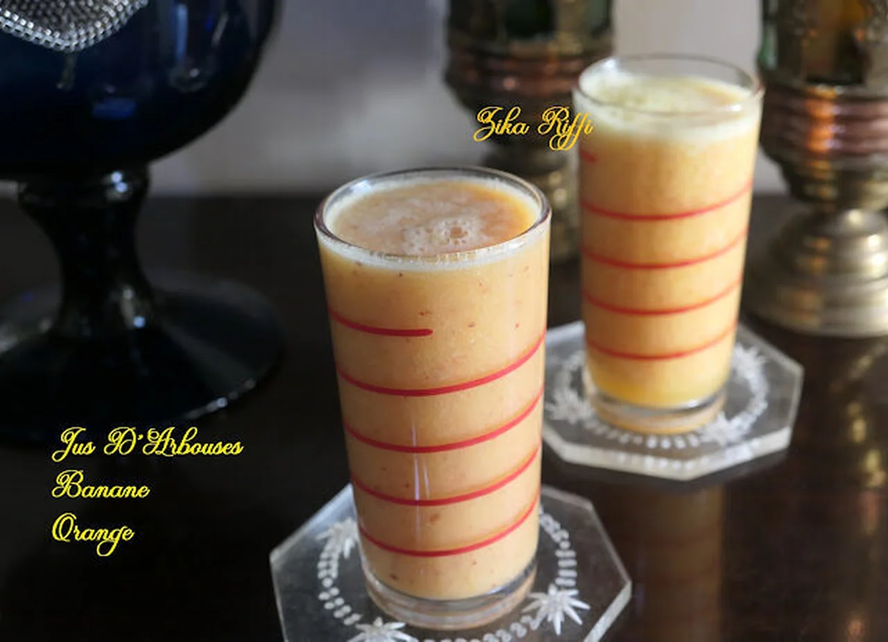 Jus onctueux aux arbouses, banane et orange