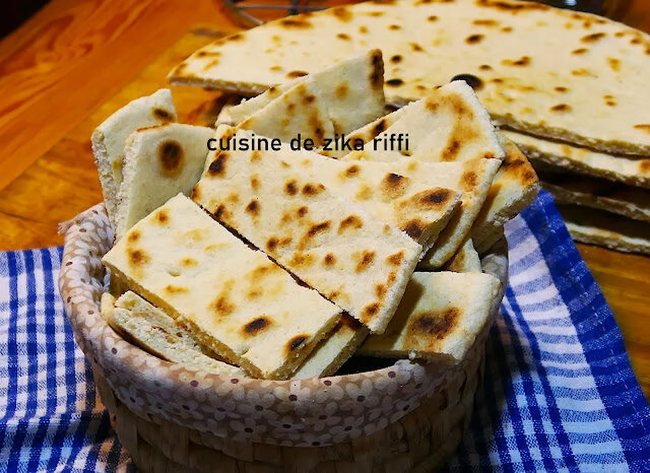Kesra à la semoule